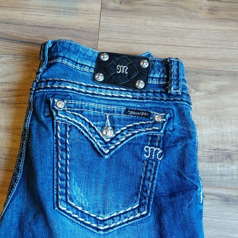 Miss Me Capri jeans